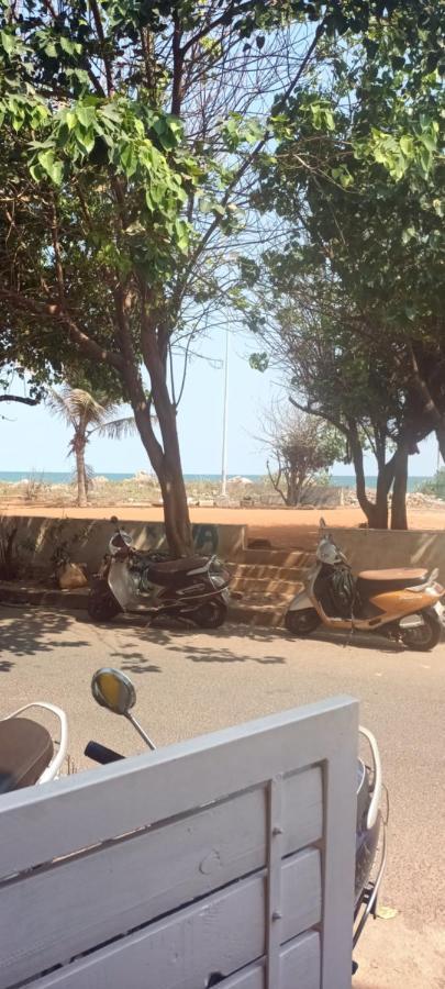 Villa Betty Beach Front Ποντισερί Εξωτερικό φωτογραφία